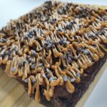 Brownie con arequipe y nueces o chips de chocolate 5